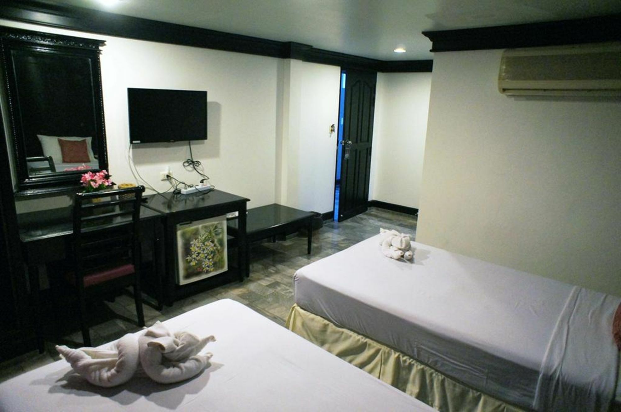 Patong Holiday Dream Hotel Luaran gambar