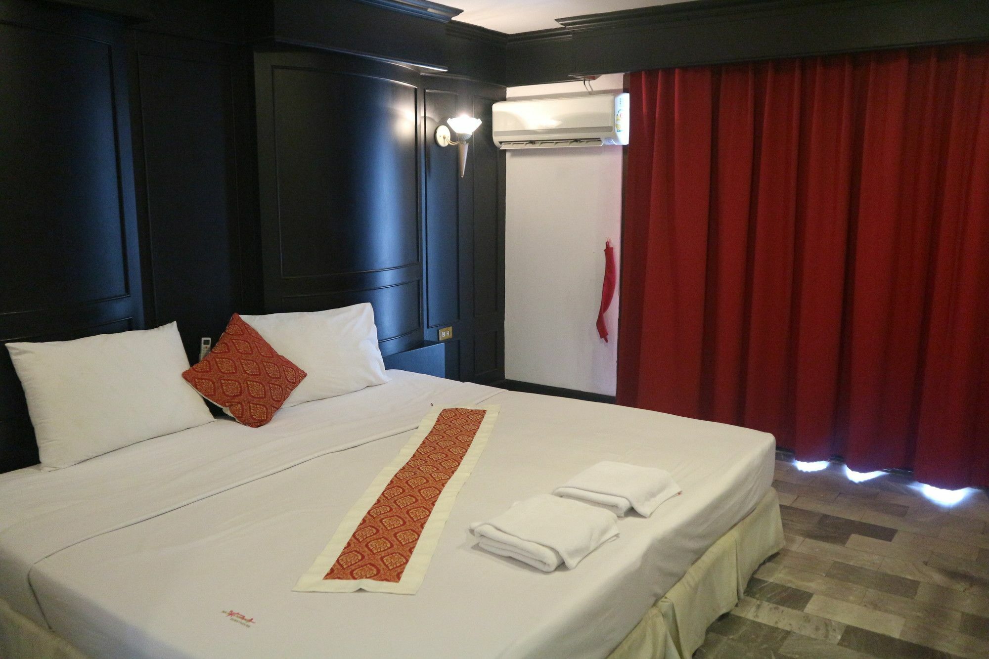 Patong Holiday Dream Hotel Luaran gambar